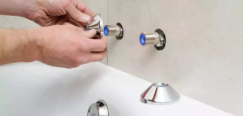 Bathtub Faucet Diverter Replacement in St. Louis